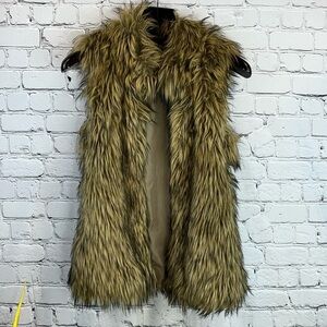 CI SONO Faux Fur Vest, Blonde & Black, Size S